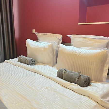 2 Rooms Urban Retreat Unirii Near City Center Букурещ Екстериор снимка